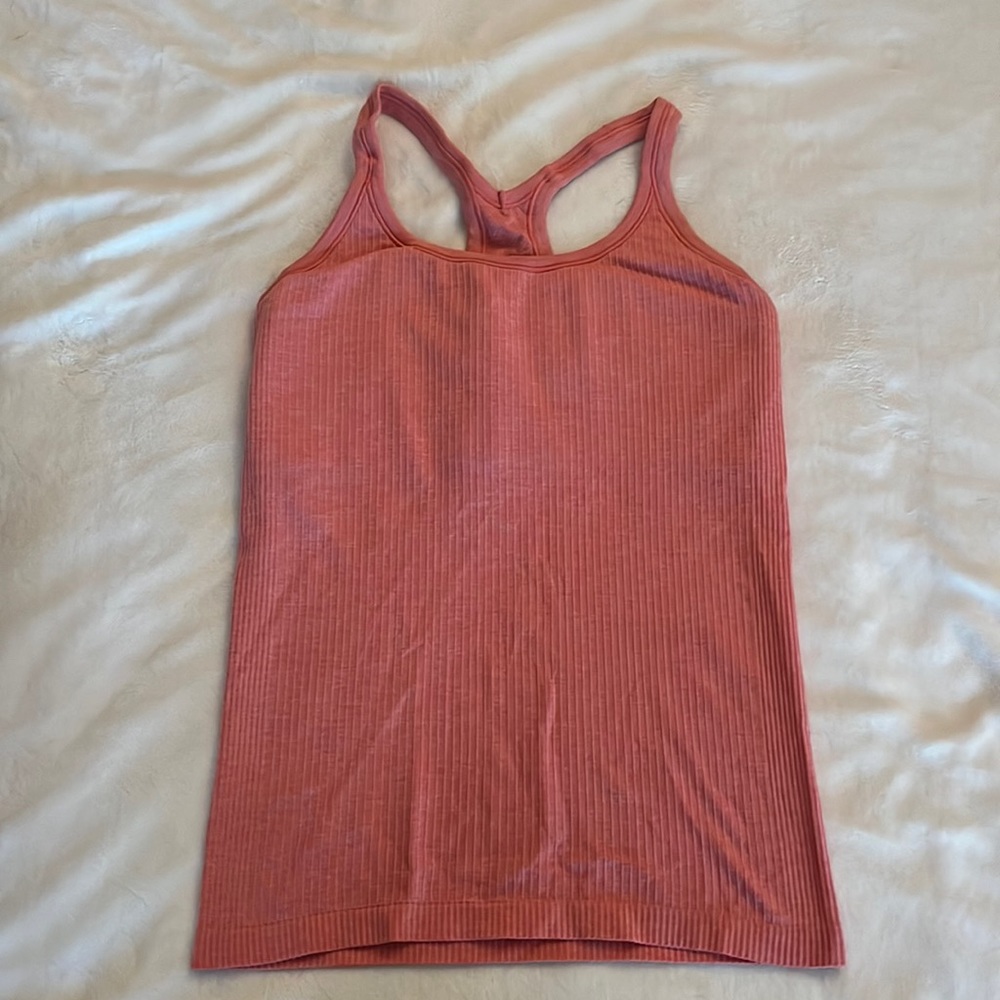 Lululemon size 8 ebb to street tank top with built in bra